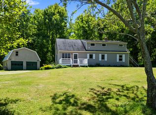 510 Youngtown Rd, Lincolnville, ME 04849
