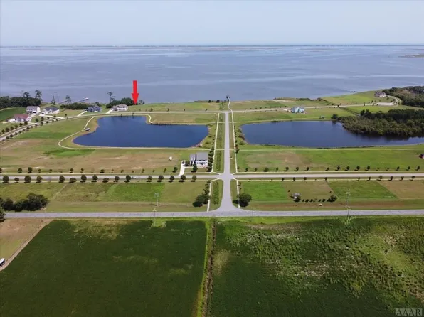 137 Colington Cir, Aydlett, NC 27916