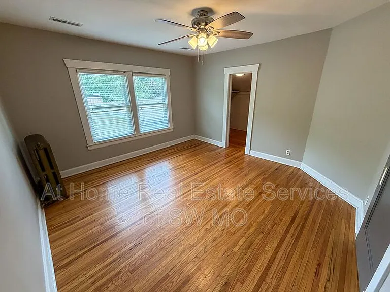 1005 S Roanoke Ave — Photo 9