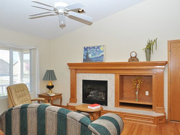 5th image of 2506 N Eagle St