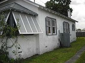 2nd image of 120 SW 1st Ave
