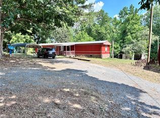 1270 Little Point Rd, Randleman, NC 27317