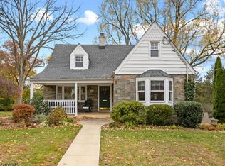 70 Highland Ave, Midland Park Boro, NJ 07432