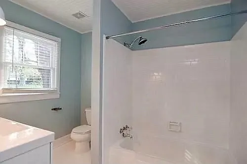 3 bed, 2.0 bath, $2,250 — Photo 10