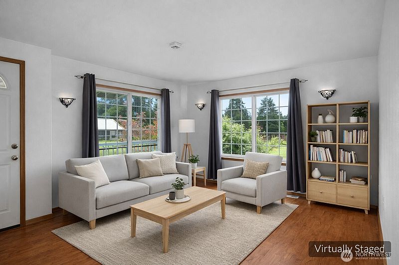 4th image of 7606 187th Avenue SW