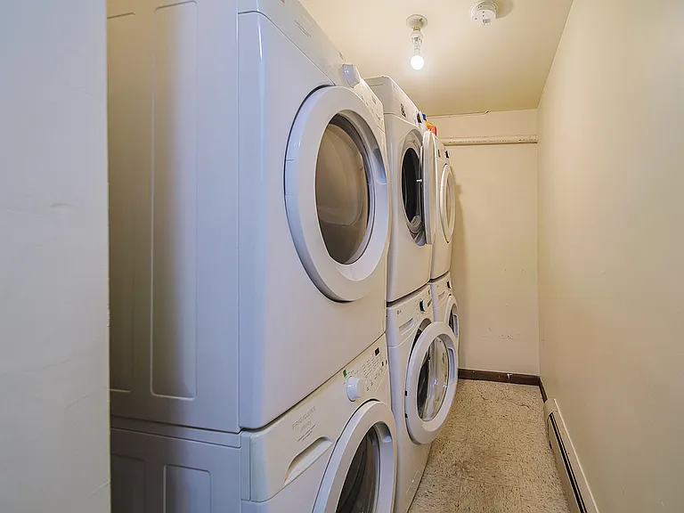 93 Myrtle Ave #2 — Photo 33