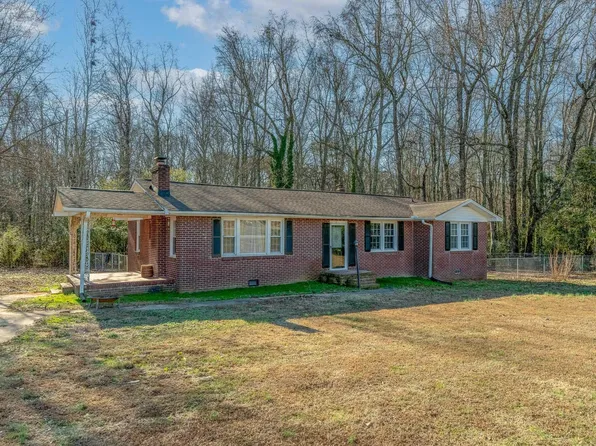 129 Ballard Rd, Pelzer, SC 29669
