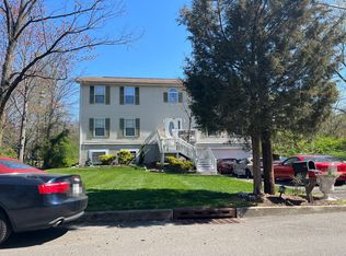 1491 Broadway Rd, North Brunswick, NJ 08902