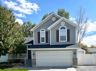 699 Country Club Rd, Tooele, UT 84074
