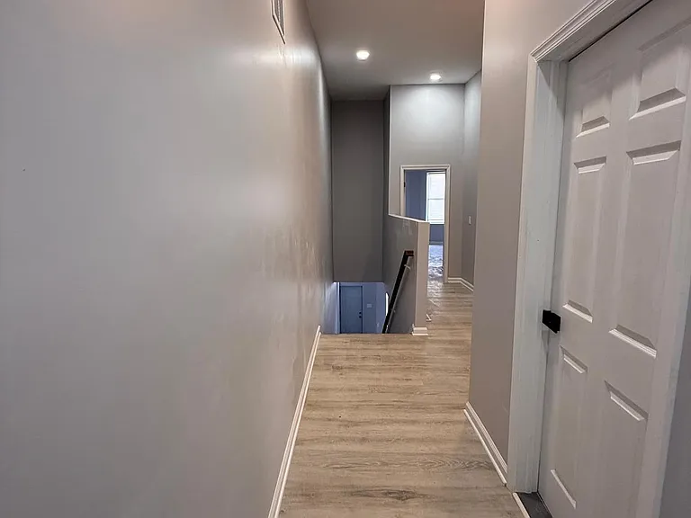 1806 N Mount St — Photo 12