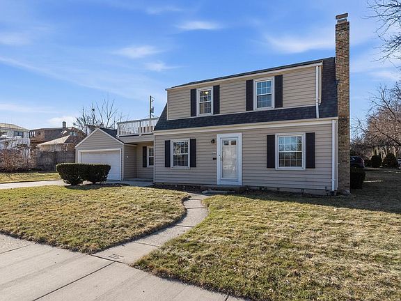 2nd image of 2702 South 44th STREET