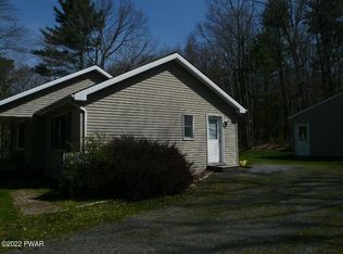 145 Hickory Rd, Dingmans Ferry, PA 18328