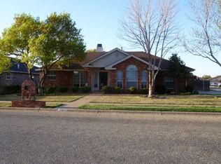 2402 93rd St, Lubbock, TX 79423