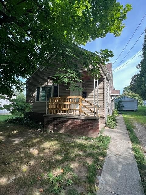 1st image of 311 Glenn St