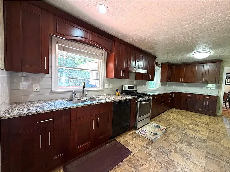 164 Osner Dr — Photo 10