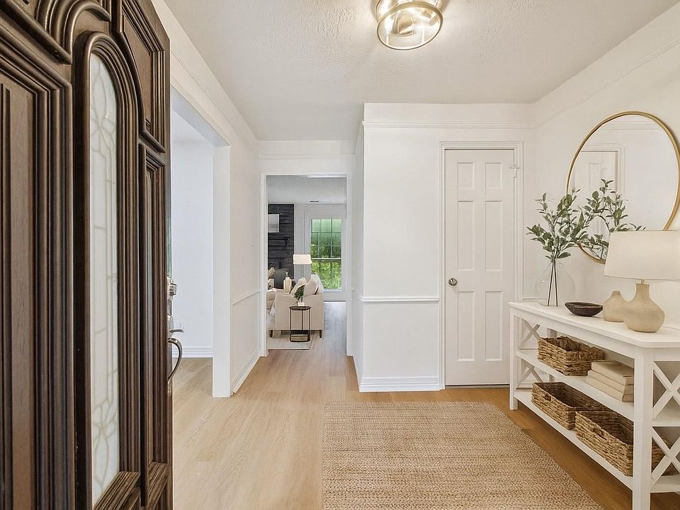 1st image of 2502 Riverlawn Drive