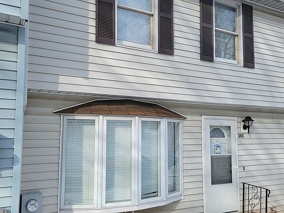 2nd image of 35 Genessee St APT E