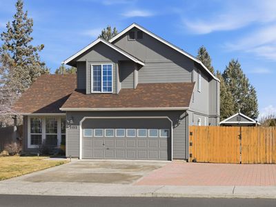1152 NE Locksley Dr, Bend, OR, 97701