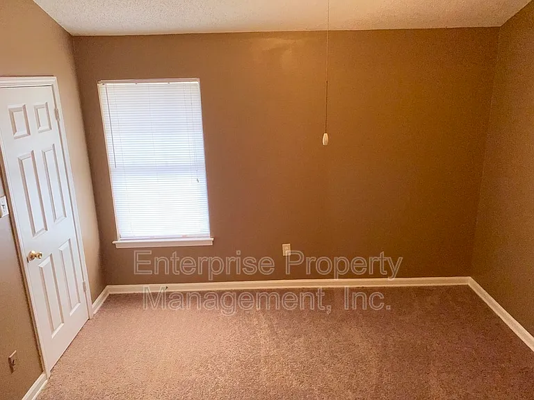6519 Birkenhead Rd — Photo 24
