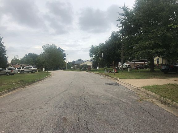 4th image of 2109 Williams St