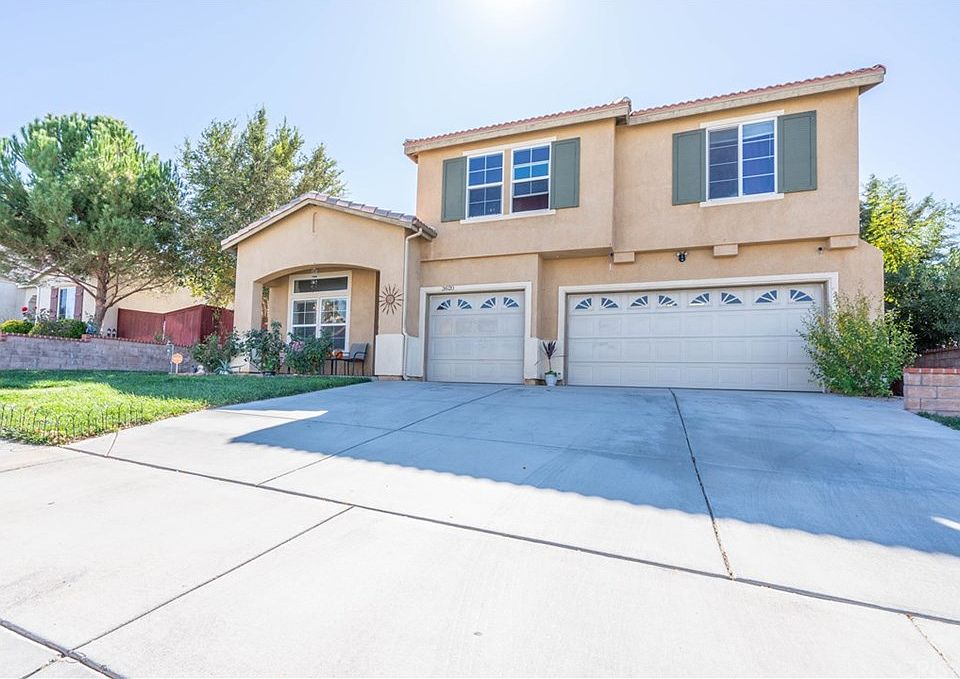 1st image of 3620 Desert Oak Dr