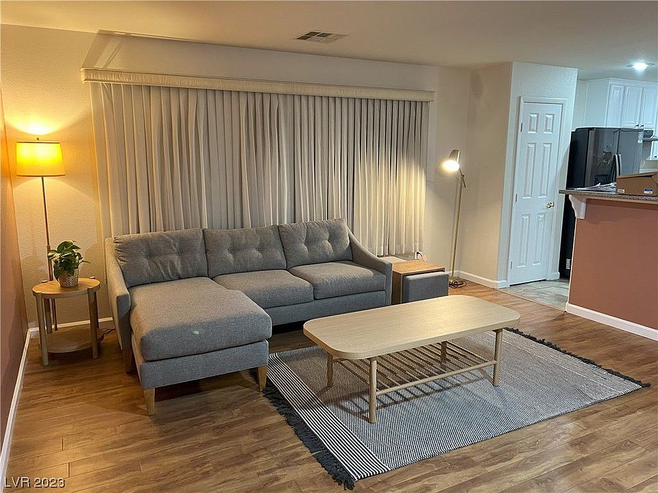 1st image of 11759 Bergamo Ct