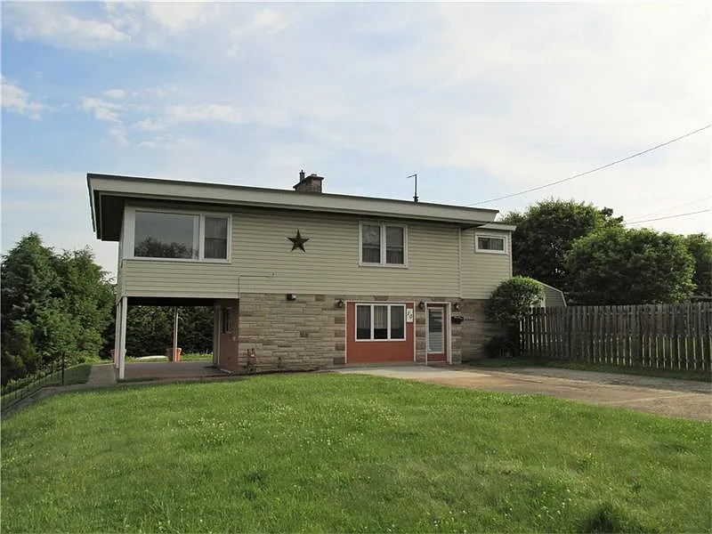 10 Vine St photo 1