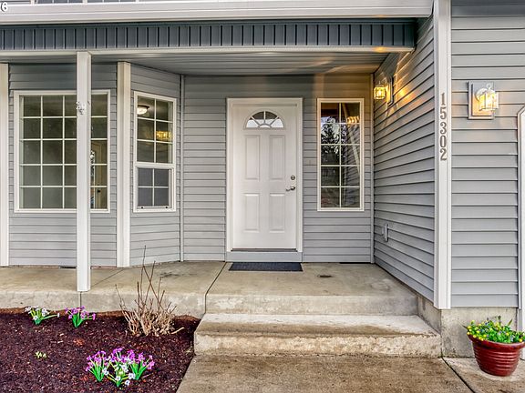 2nd image of 15302 NE 81st Way