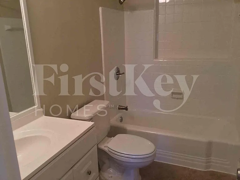 7361 Arthur St — Photo 14