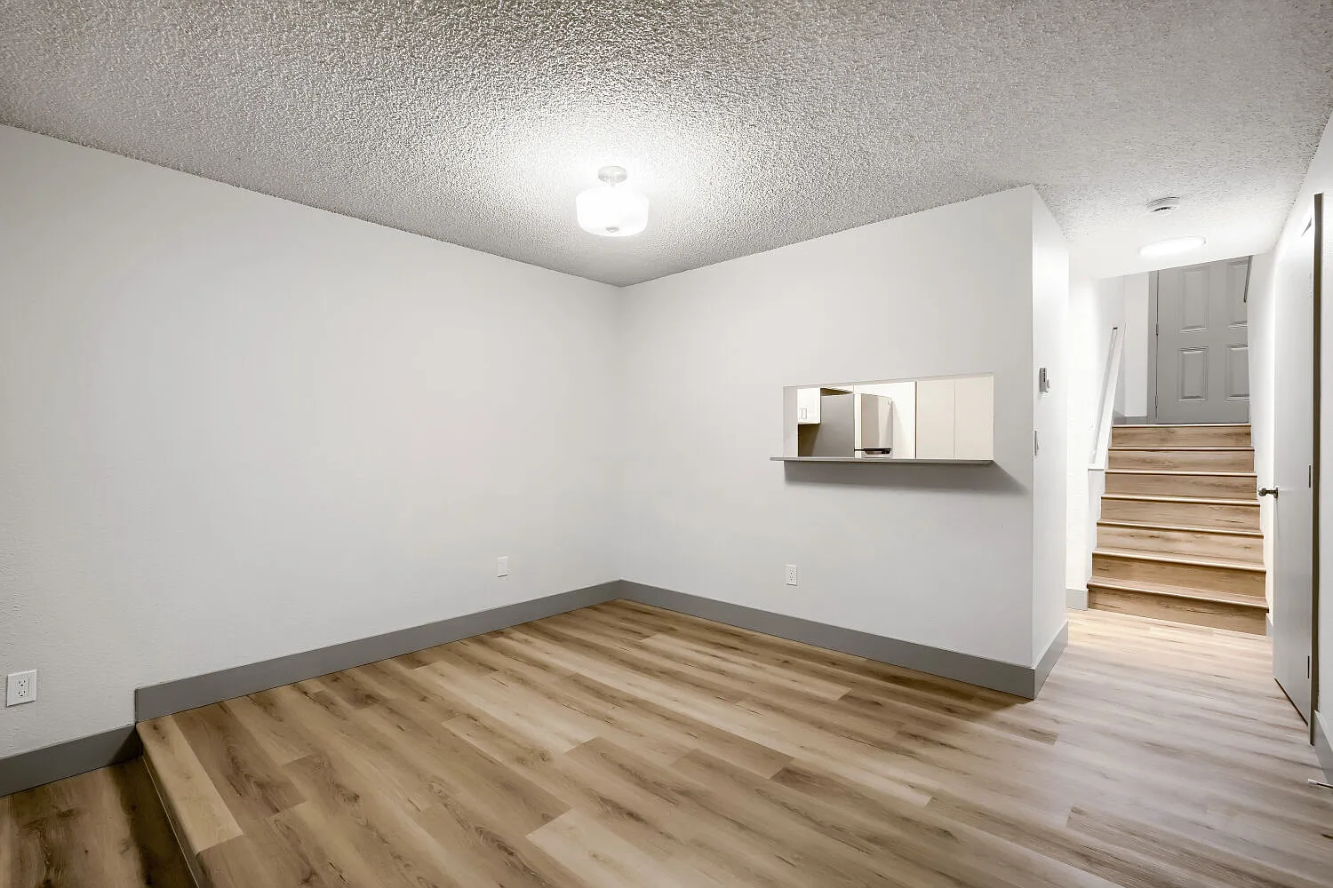 2 bed, 1.5 bath, 1188 sqft, $2,495 — Photo 3