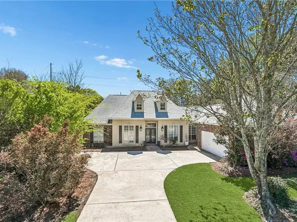 511 River Oaks Dr, Covington, LA 70433