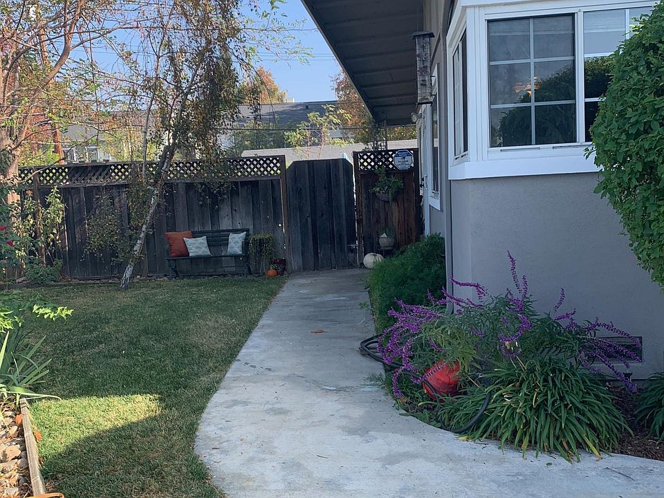 2nd image of 1201 Normandy Way