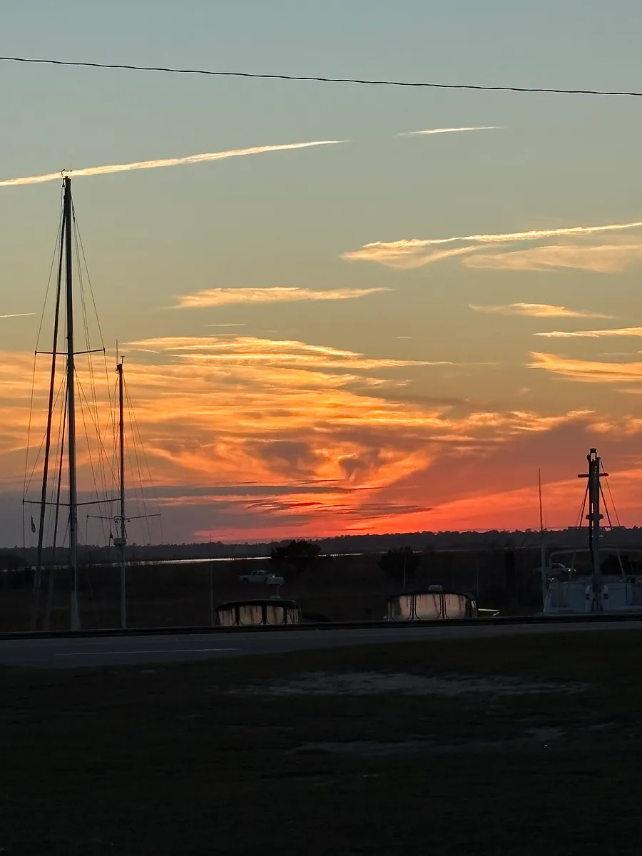Sunset at Brunswick Marina out the back! - 2219 Reynolds St
