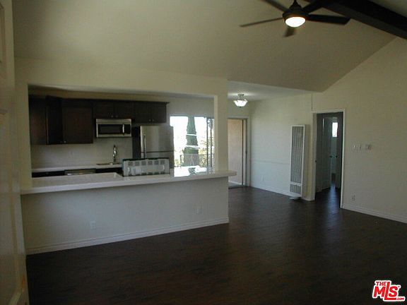 2nd image of 1326 S Ridgeley Dr APT 6