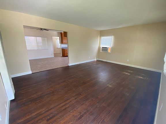3rd image of 218 S Louise Ave