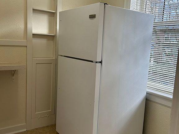 4th image of 1619 Belmont Ave APT 201