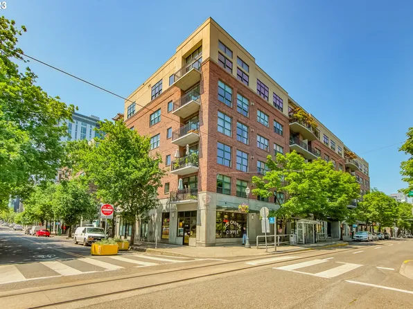 821 NW 11th Ave APT 503, Portland, OR 97209