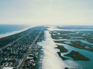 214 50th St, Avalon, NJ 08202