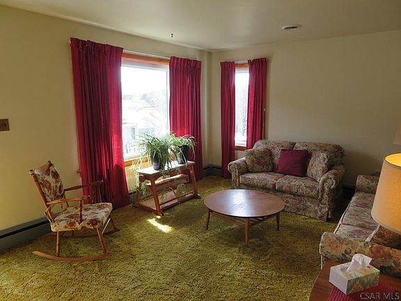 4th image of 537 Seward St