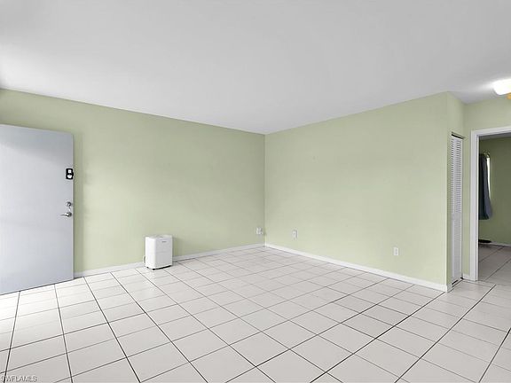 5th image of 240 N Collier Blvd #A-4