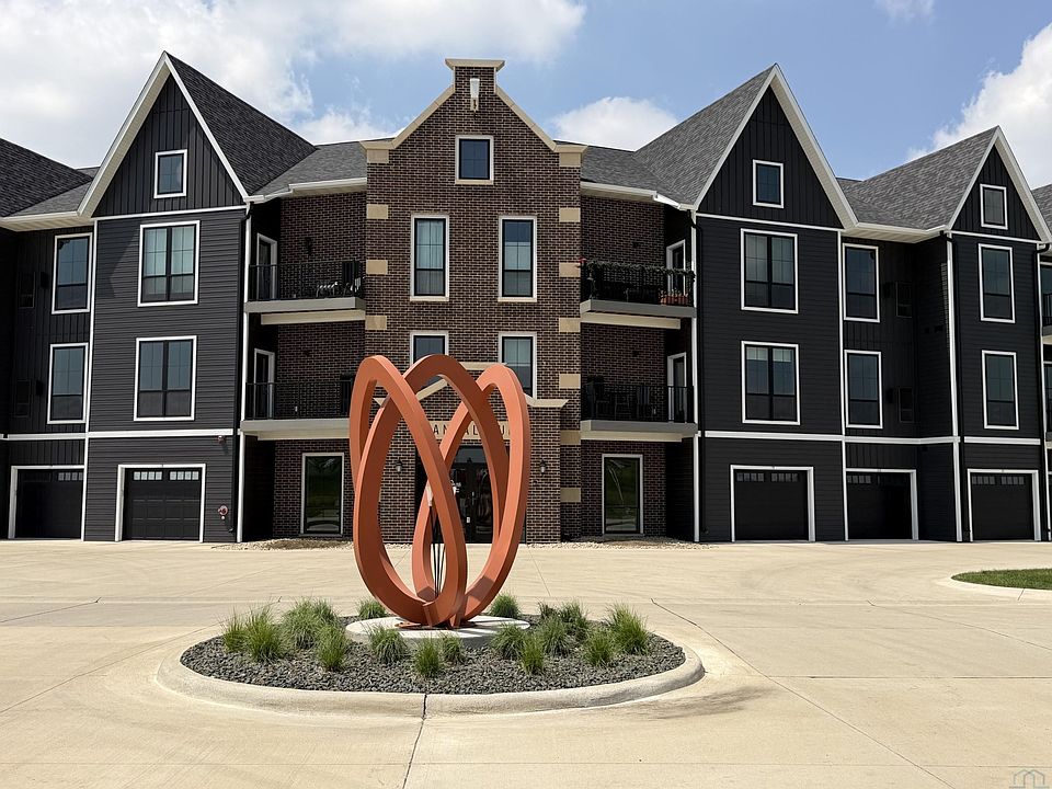 1st image of 1311 Canal Ct SE #1