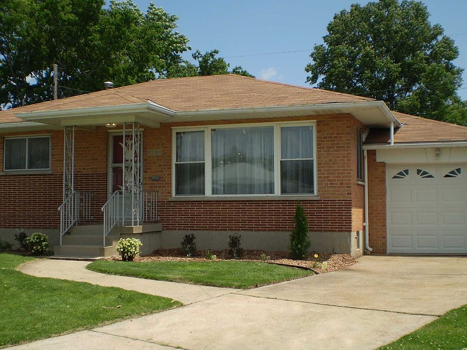 1st image of 7238 Maeze Ct