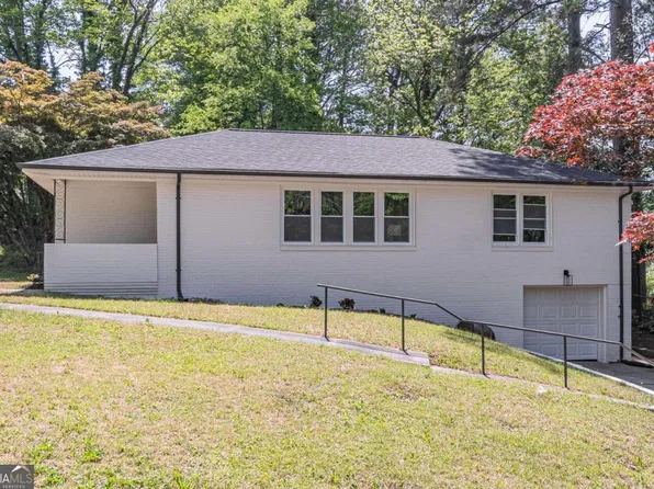 810 Parkway Dr SE, Smyrna, GA 30080