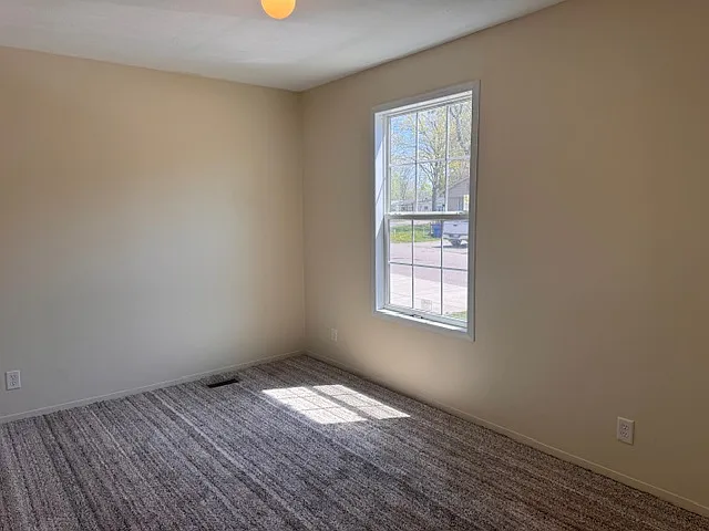 Hawaiian Gardens/Holly Village — Photo 22