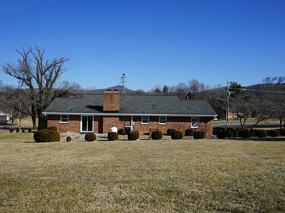 5th image of 2231 Hardy Rd