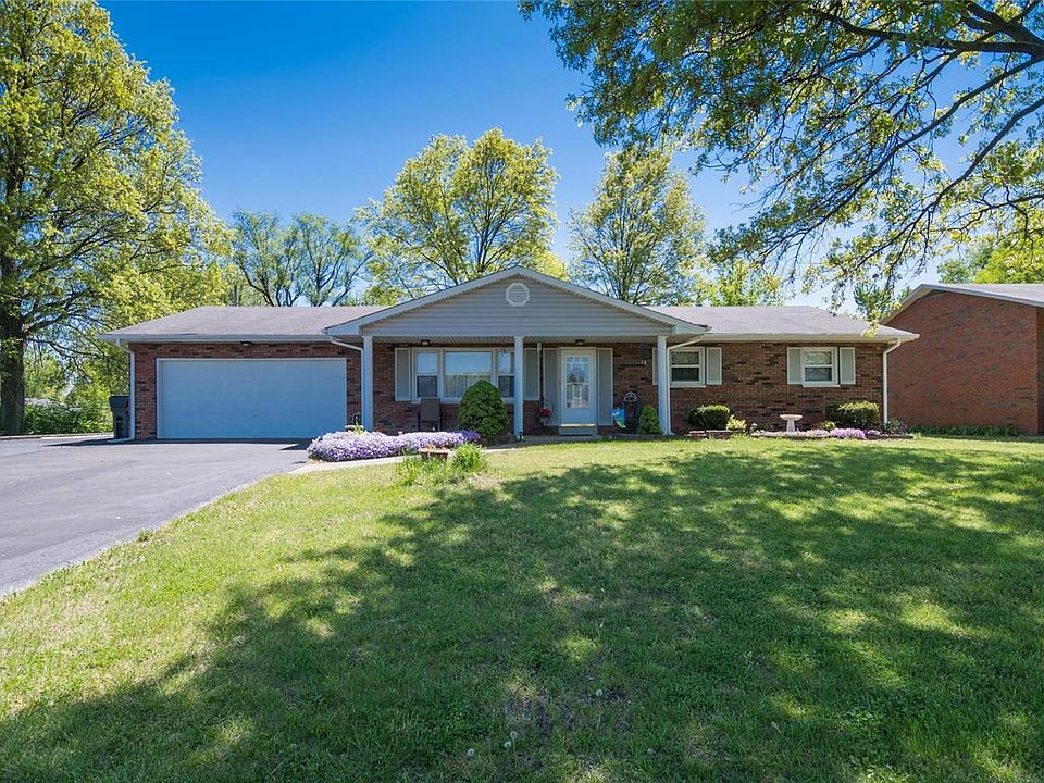 1st image of 14 Glory Ln