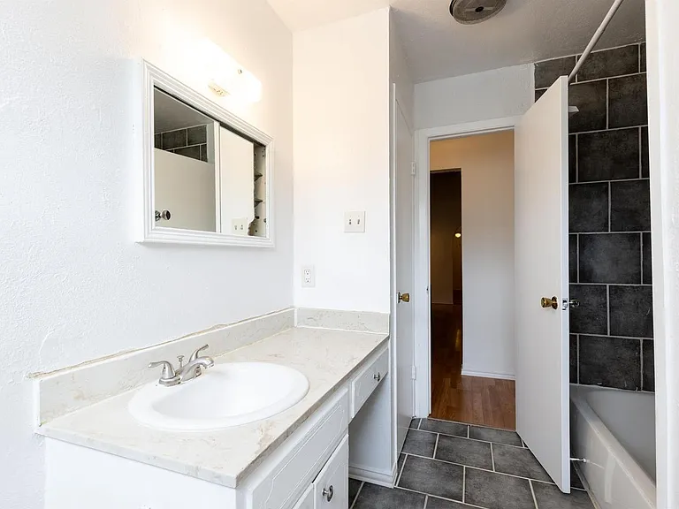 3105 Selfridge Dr — Photo 21