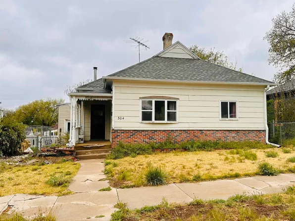 304 E 4th St, McCook, NE 69001