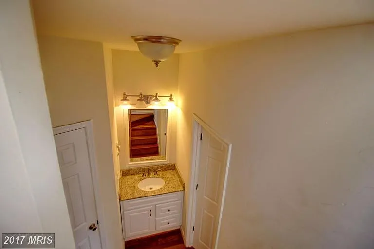 1419 Olive St — Photo 24