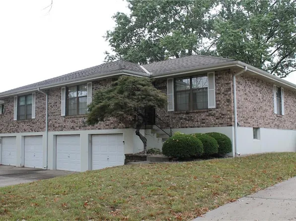 1105 NW Mock Ave, Blue Springs, MO 64015